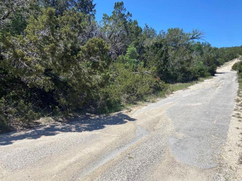 20601 Oxbow TRL, Lago Vista, TX 78645