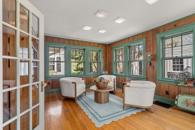 96 Hudson Rd, Sudbury, MA 01776