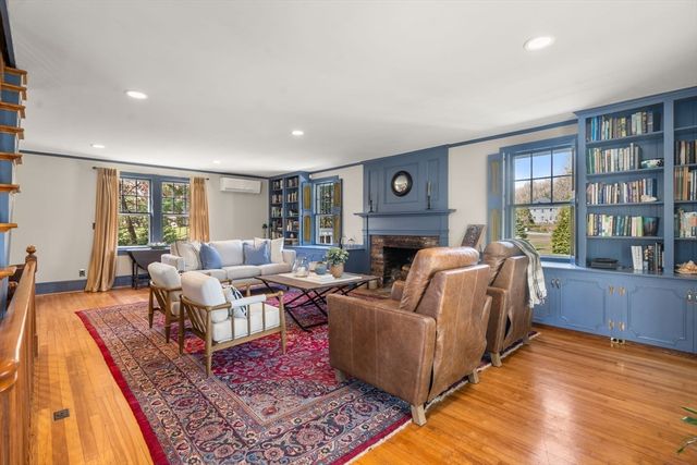 96 Hudson Rd, Sudbury, MA 01776