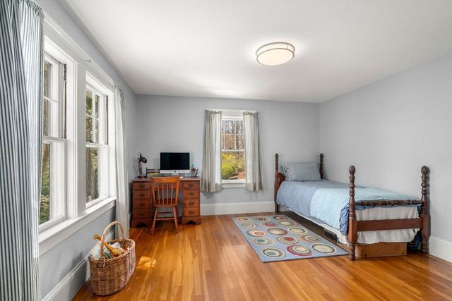 96 Hudson Rd, Sudbury, MA 01776