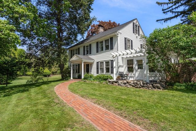 96 Hudson Rd, Sudbury, MA 01776