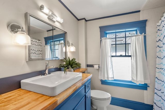 96 Hudson Rd, Sudbury, MA 01776