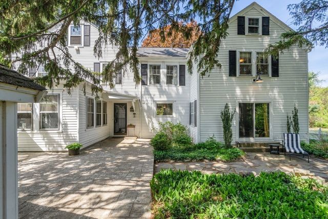 96 Hudson Rd, Sudbury, MA 01776