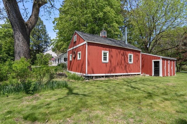 96 Hudson Rd, Sudbury, MA 01776