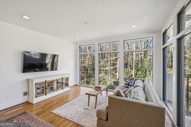 4575 Jett Road, Atlanta, GA 30327