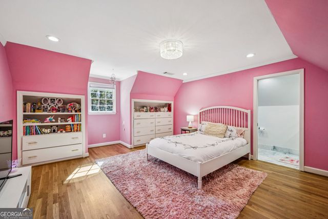 4575 Jett Road, Atlanta, GA 30327