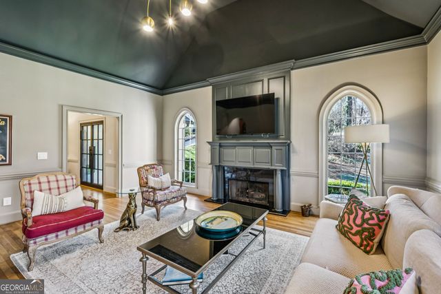 4575 Jett Road, Atlanta, GA 30327