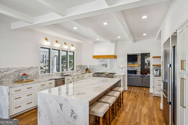 4575 Jett Road, Atlanta, GA 30327