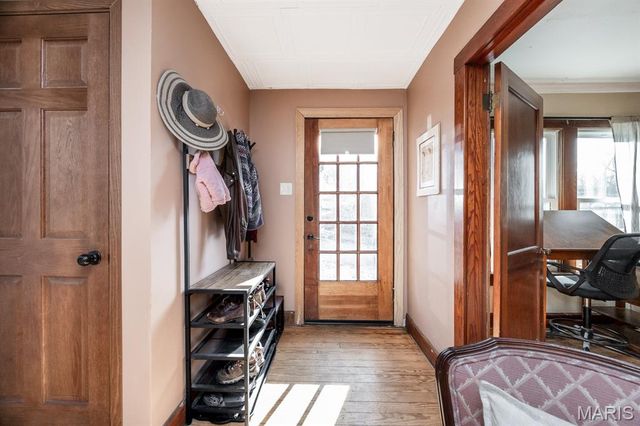 1 Cedar Hill Street, Belleville, IL 62223