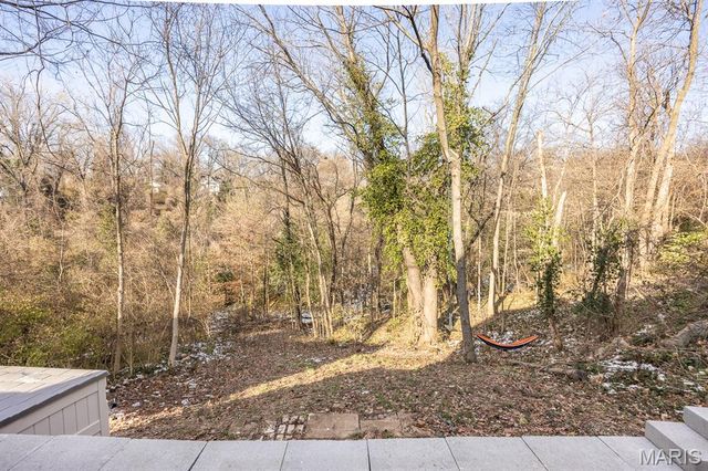 1 Cedar Hill Street, Belleville, IL 62223