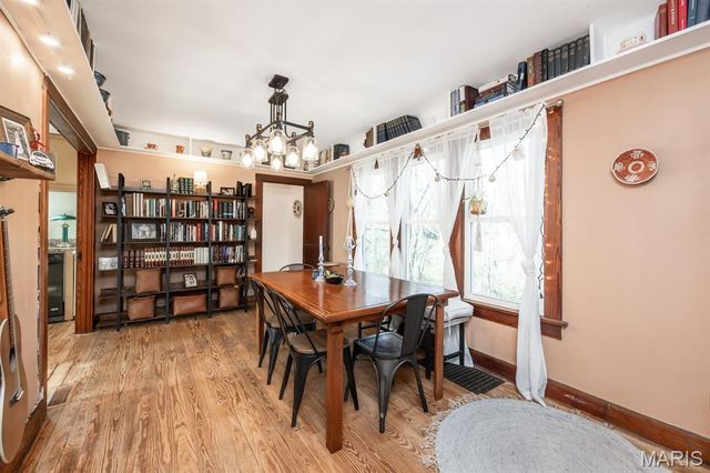 1 Cedar Hill Street, Belleville, IL 62223