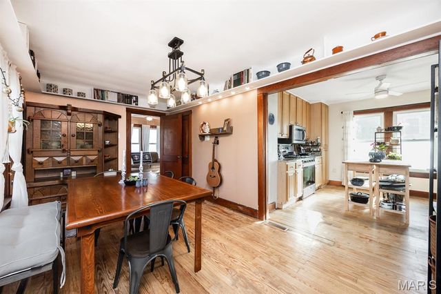 1 Cedar Hill Street, Belleville, IL 62223