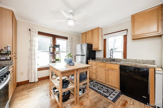 1 Cedar Hill Street, Belleville, IL 62223