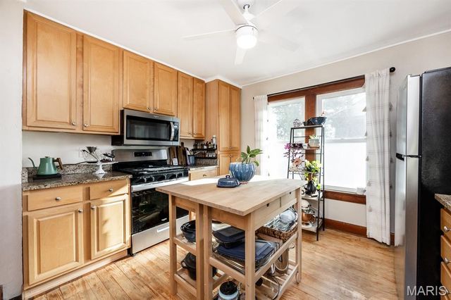 1 Cedar Hill Street, Belleville, IL 62223