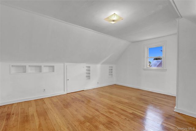 322 S Harvard Road S, Garden City South, NY 11530