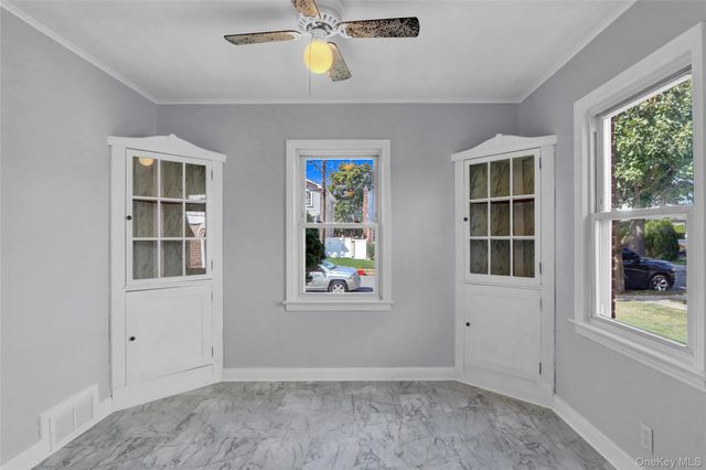 322 S Harvard Road S, Garden City South, NY 11530