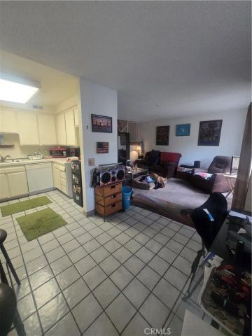 17901 Pollard, Huntington Beach, CA 92647