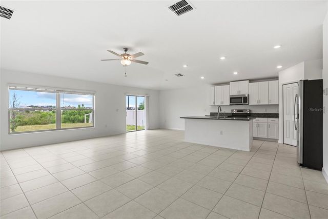 8598 PARSONS HILL BOULEVARD, Wesley Chapel, FL 33545