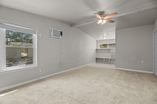 110 Meadowood Lane, San Antonio, TX 78216