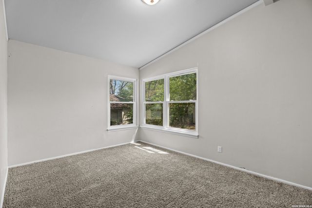 110 Meadowood Lane, San Antonio, TX 78216