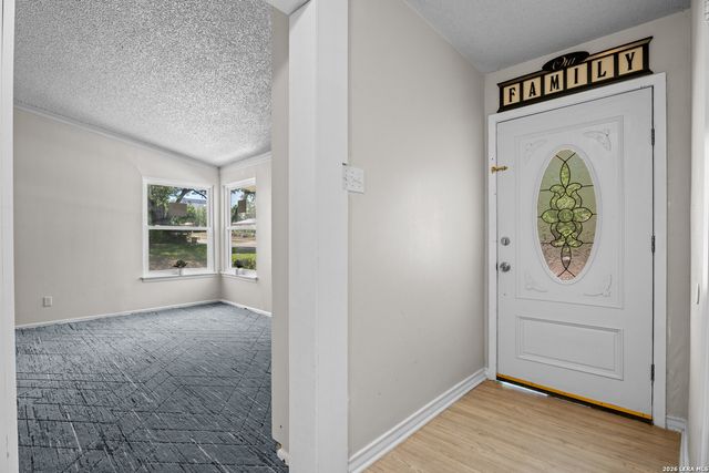 110 Meadowood Lane, San Antonio, TX 78216