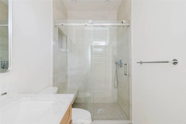 11854 Arminta Street, North Hollywood, CA 91605