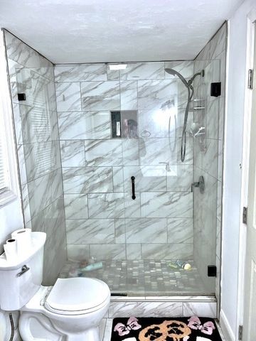 289 Burnham Rd, Lowell, MA 01852