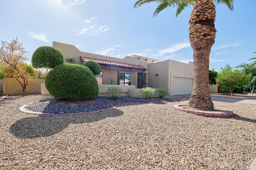 1137 N WINTHROP Circle, Mesa, AZ 85213