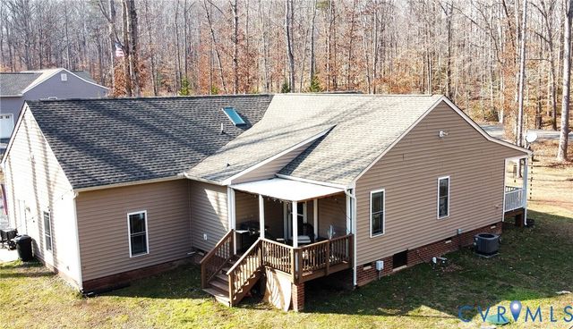 722 Signboard Rd, Bumpass, VA 23024