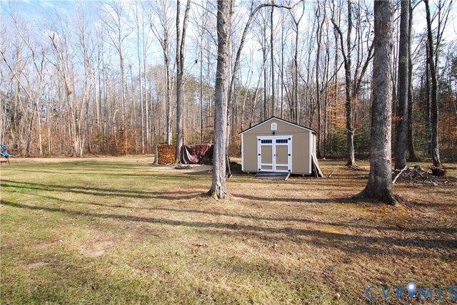 722 Signboard Rd, Bumpass, VA 23024