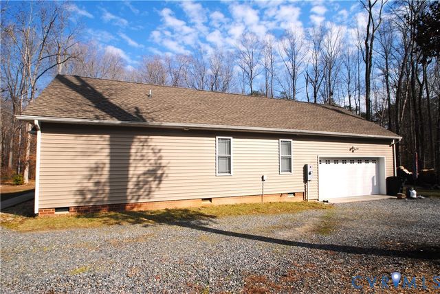 722 Signboard Rd, Bumpass, VA 23024