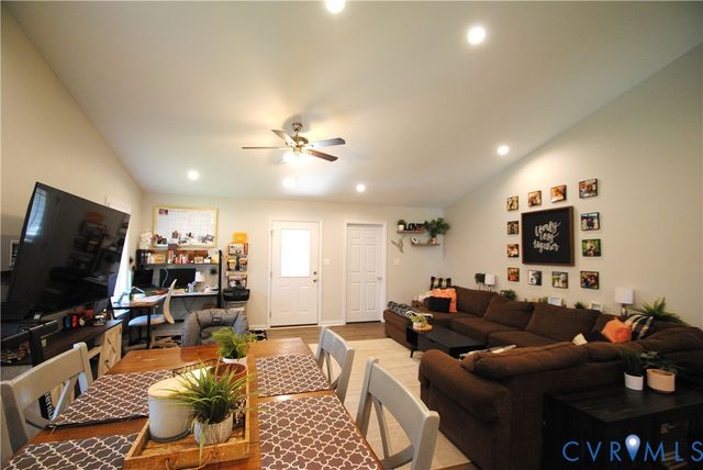 722 Signboard Rd, Bumpass, VA 23024