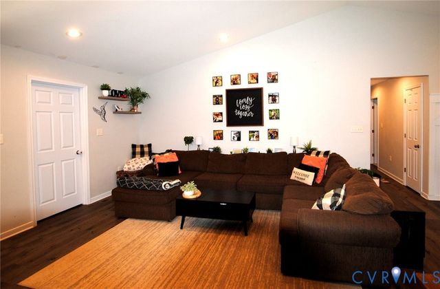 722 Signboard Rd, Bumpass, VA 23024