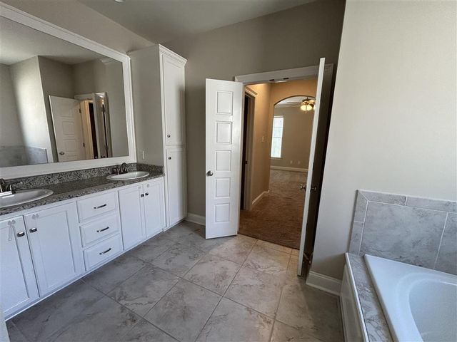 309 Paisley Parkway, Sulphur, LA 70665
