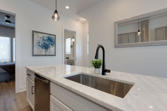 2403 Jefferson St Unit E, Nashville, TN 37208