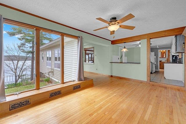 172 Stone Road, East Brookfield, MA 01515