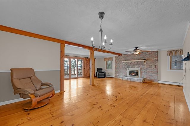 172 Stone Road, East Brookfield, MA 01515