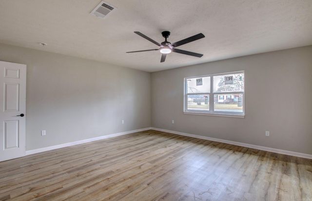 204 N Apple, Beebe, AR 72012