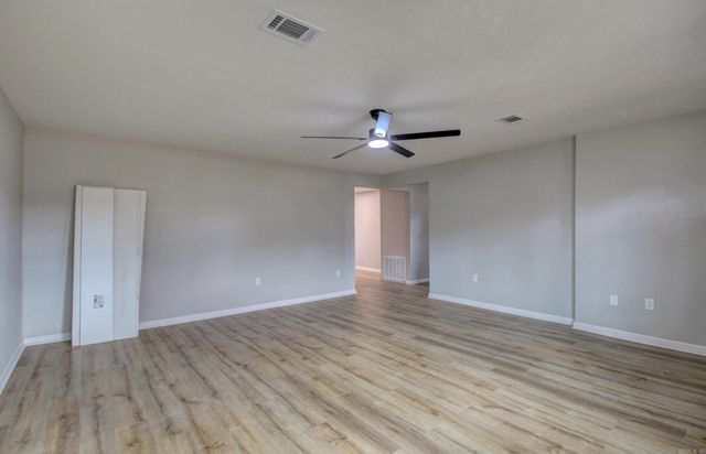 204 N Apple, Beebe, AR 72012