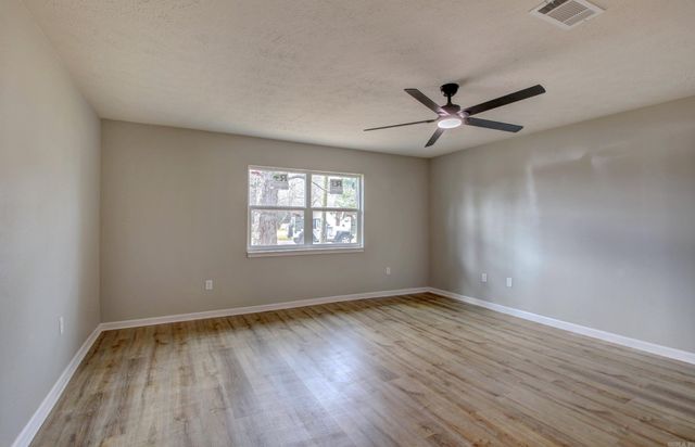 204 N Apple, Beebe, AR 72012