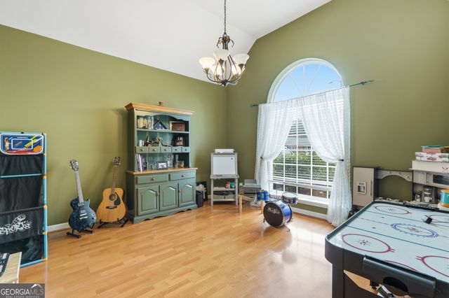 113 Suffolk Road, Savannah, GA 31410