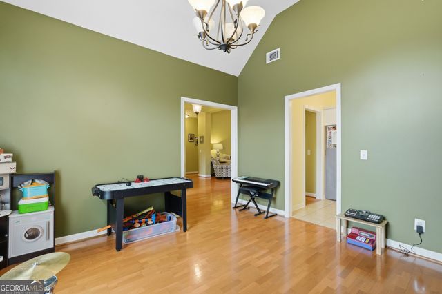 113 Suffolk Road, Savannah, GA 31410