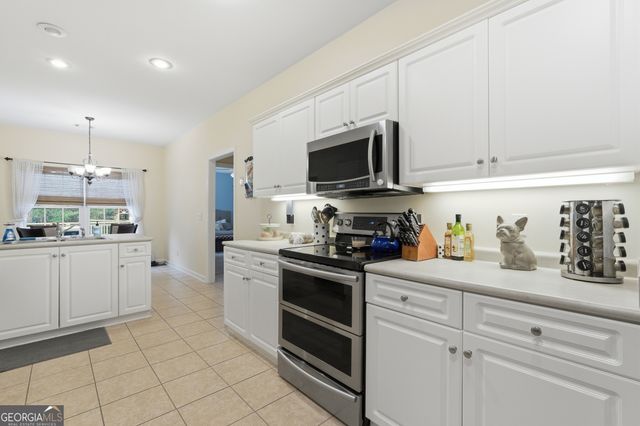 113 Suffolk Road, Savannah, GA 31410