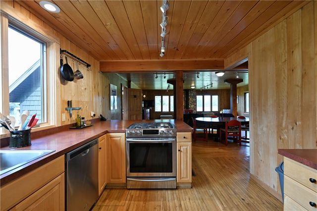 12642 Paddock Road, Hayward, WI 54843