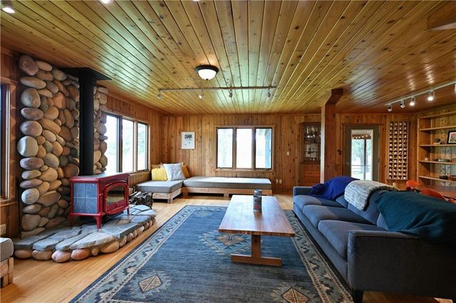12642 Paddock Road, Hayward, WI 54843
