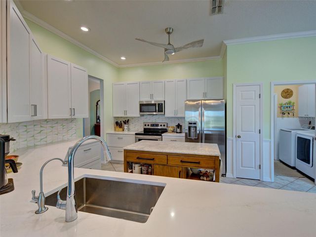 4310 MANFIELD DRIVE, Venice, FL 34293