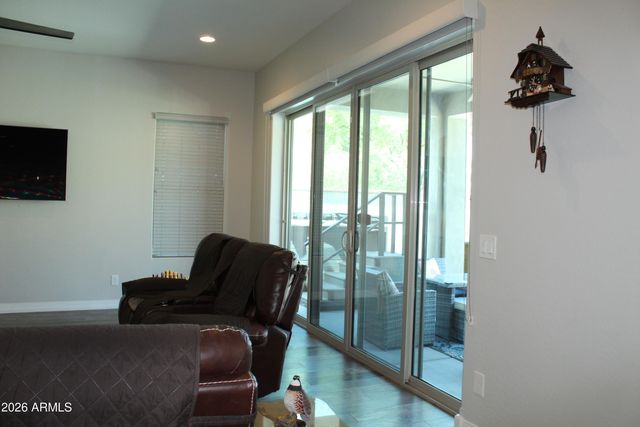 10454 E Vivid Avenue, Mesa, AZ 85212