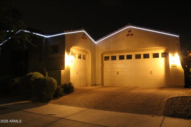 10454 E Vivid Avenue, Mesa, AZ 85212