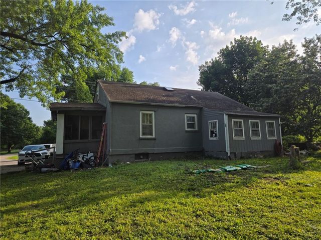1200 Oak Hill Avenue, Lawrence, KS 66044