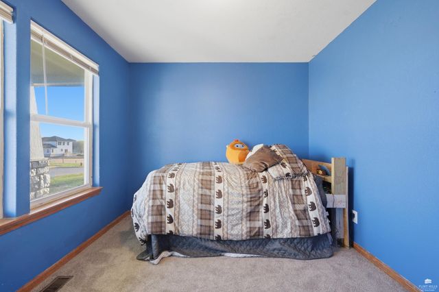 2525 Paige Lane, Junction City, KS 66441